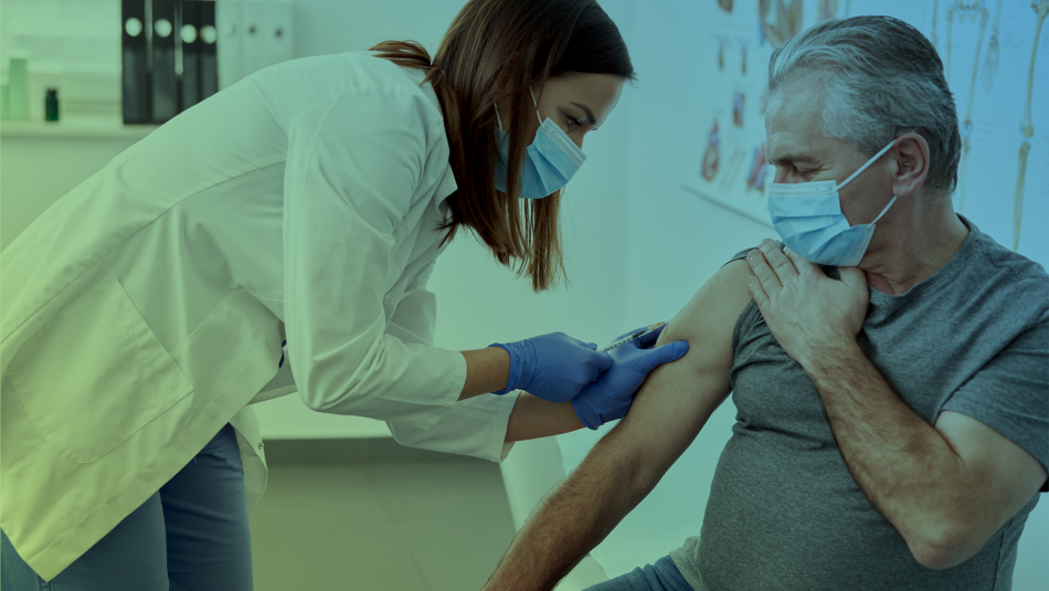 Україна вводить бустерну дозу вакцини проти COVID-19 для людей віком 60+