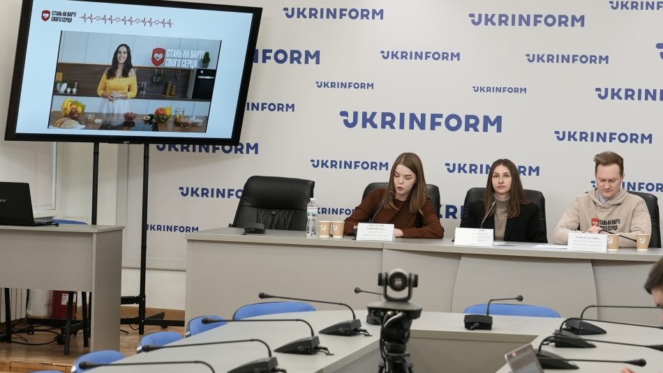 Стань на варті свого серця: як в Україні реалізується інформаційна кампанія для запобігання найпоширенішій причині смертності